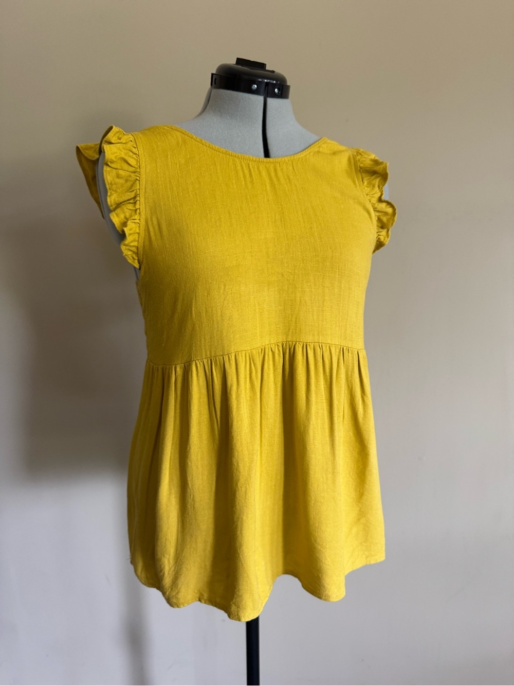 Mustard Ruffle-Sleeve Tie Back Women’s Top - L